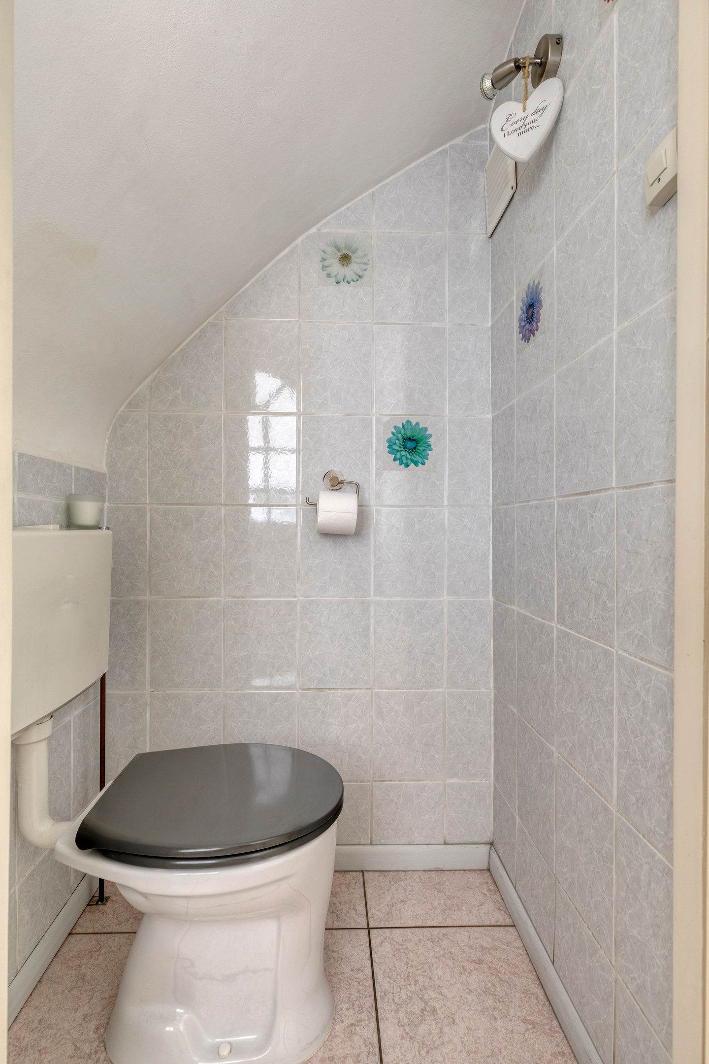 Photo 9 of Merwedestraat 187