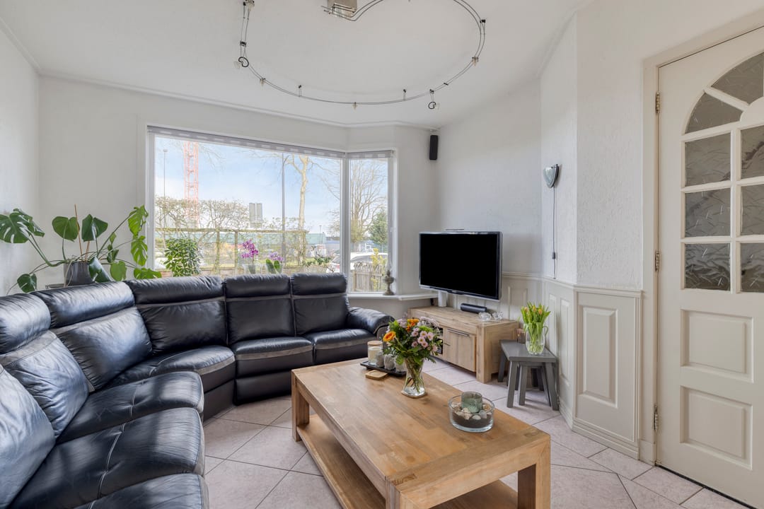 Photo 11 of Merwedestraat 187