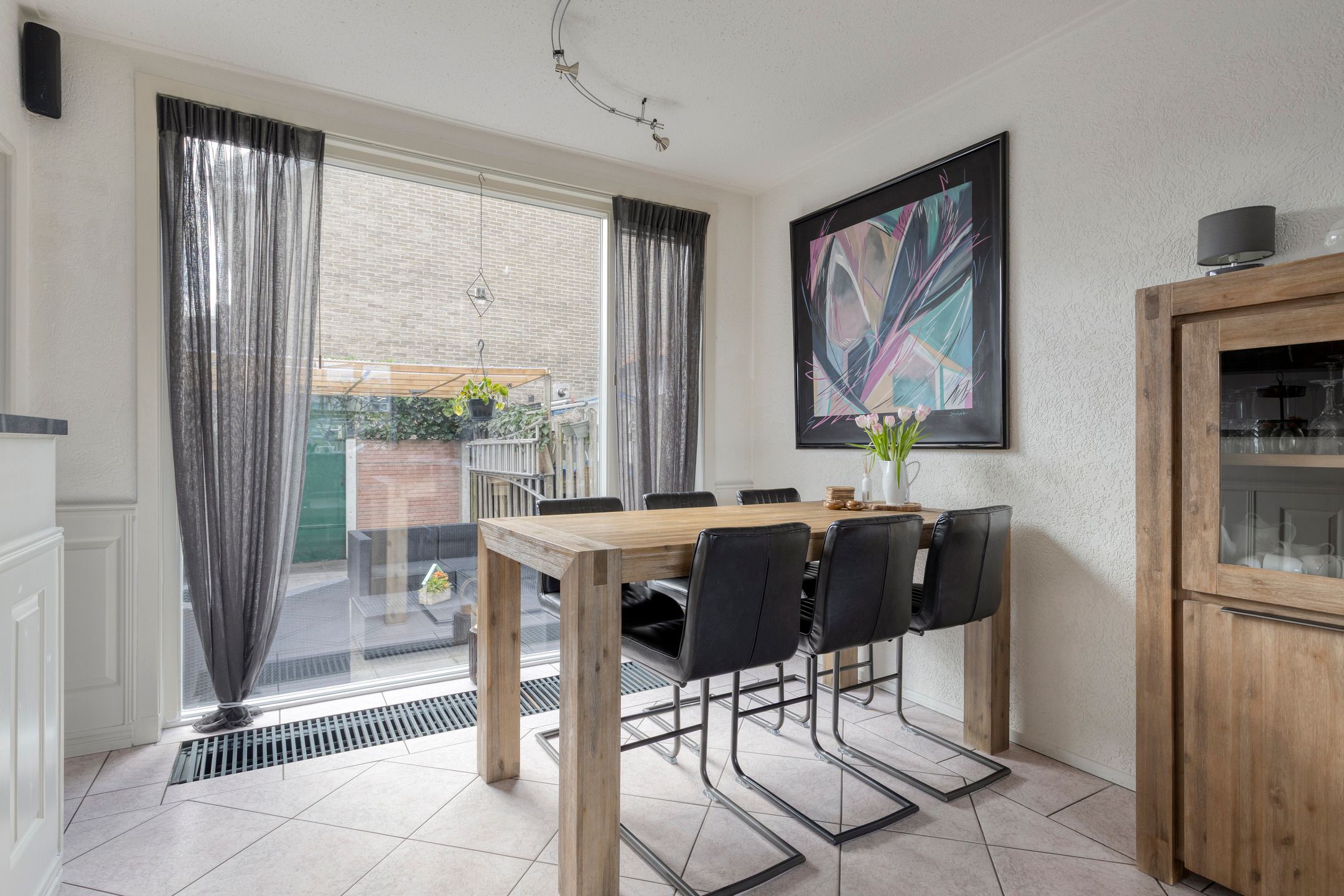 Photo 15 of Merwedestraat 187