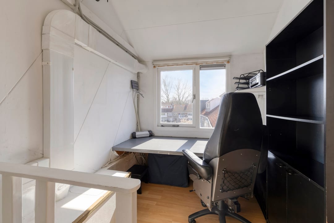 Photo 32 of Merwedestraat 187