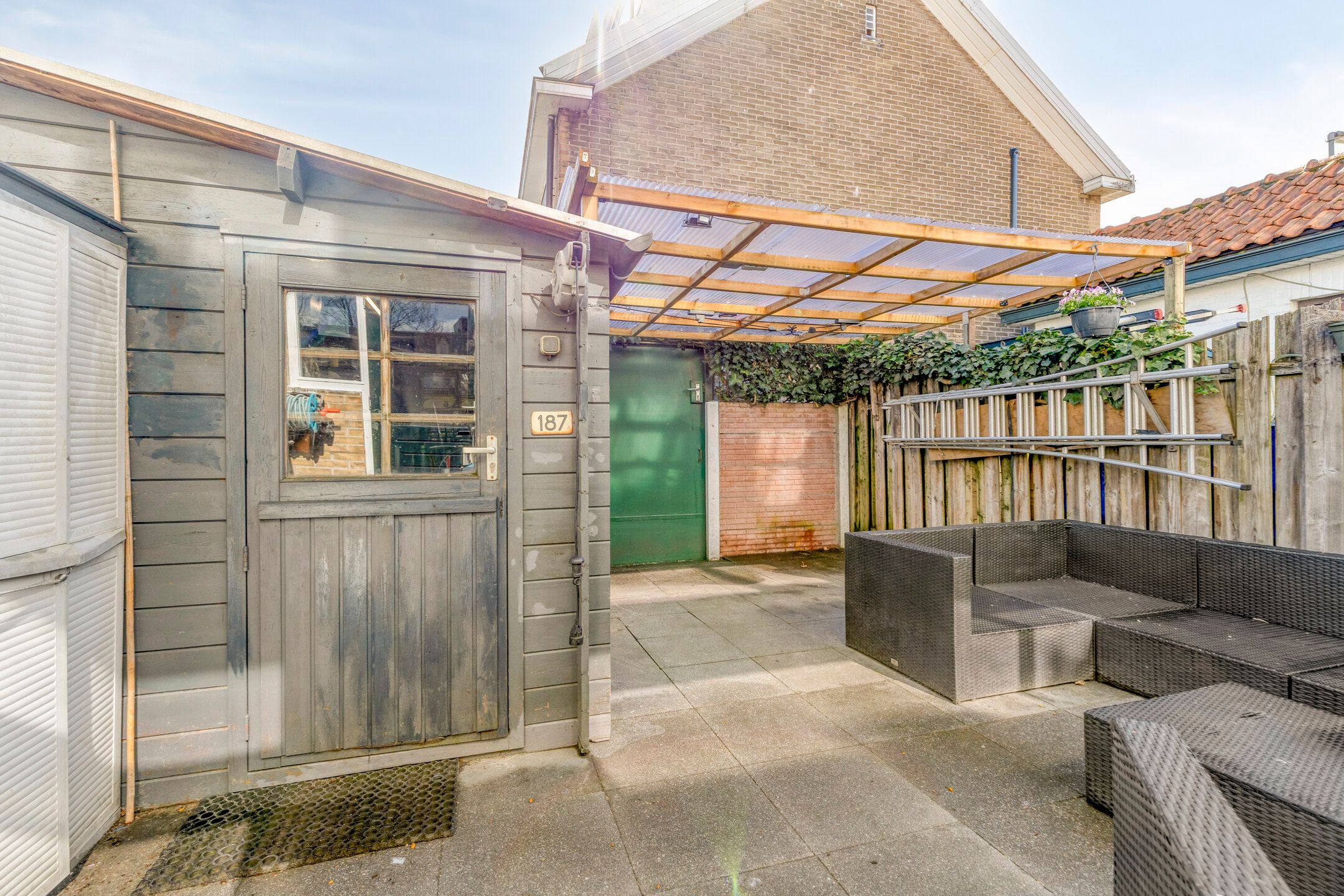 Photo 36 of Merwedestraat 187