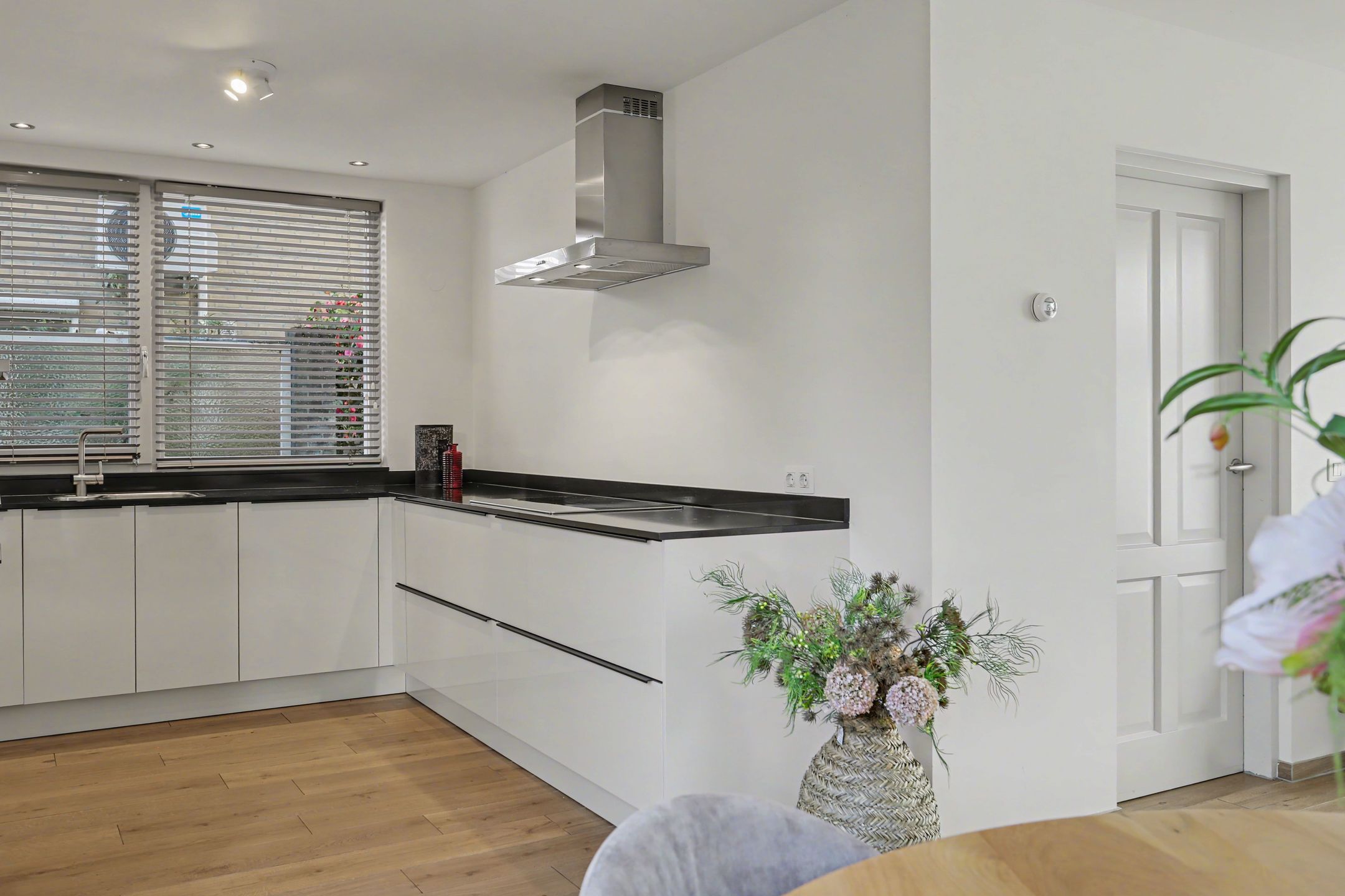 Foto 15 van Burgemeester Magneestraat 10