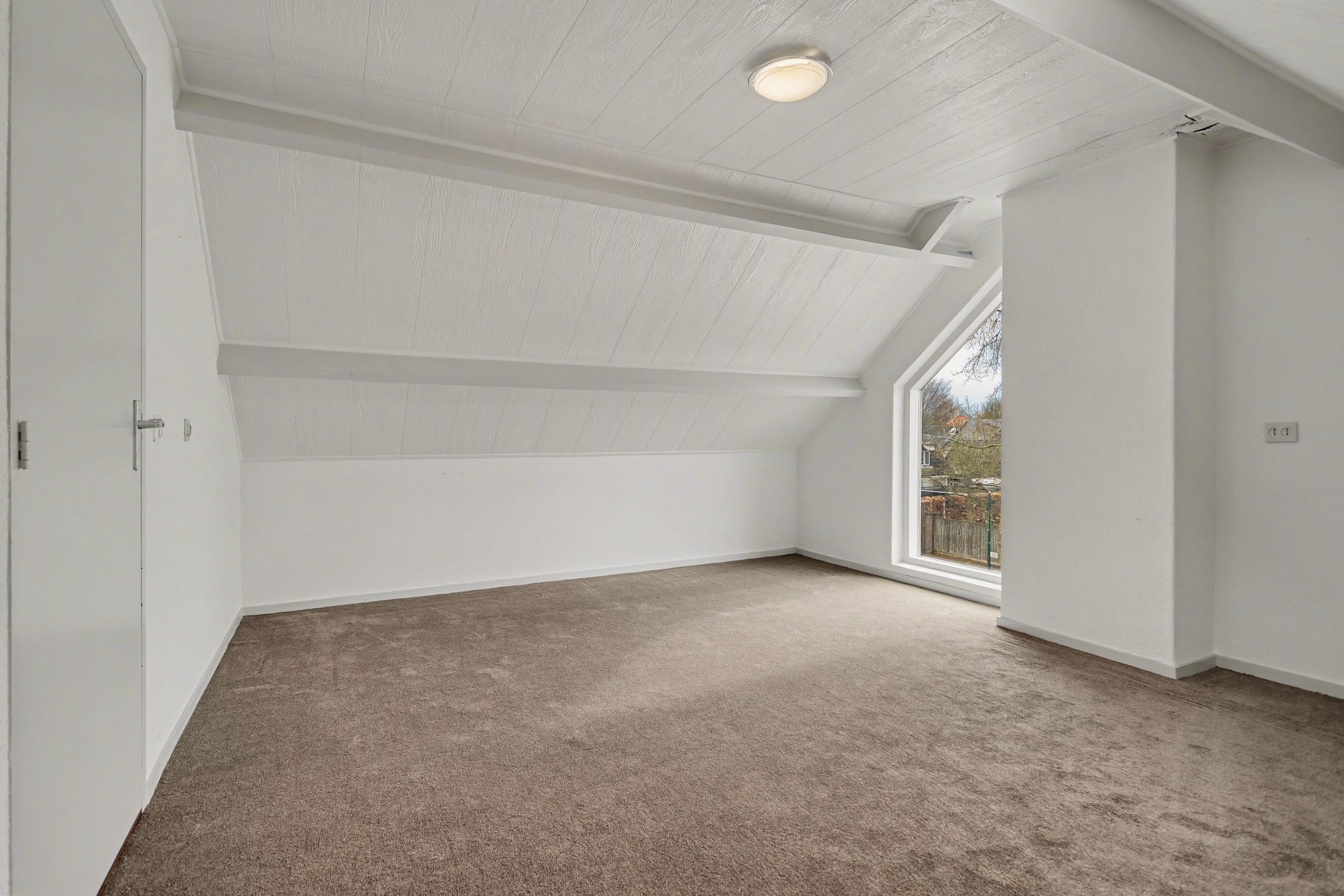 Foto 36 van Burgemeester Magneestraat 10