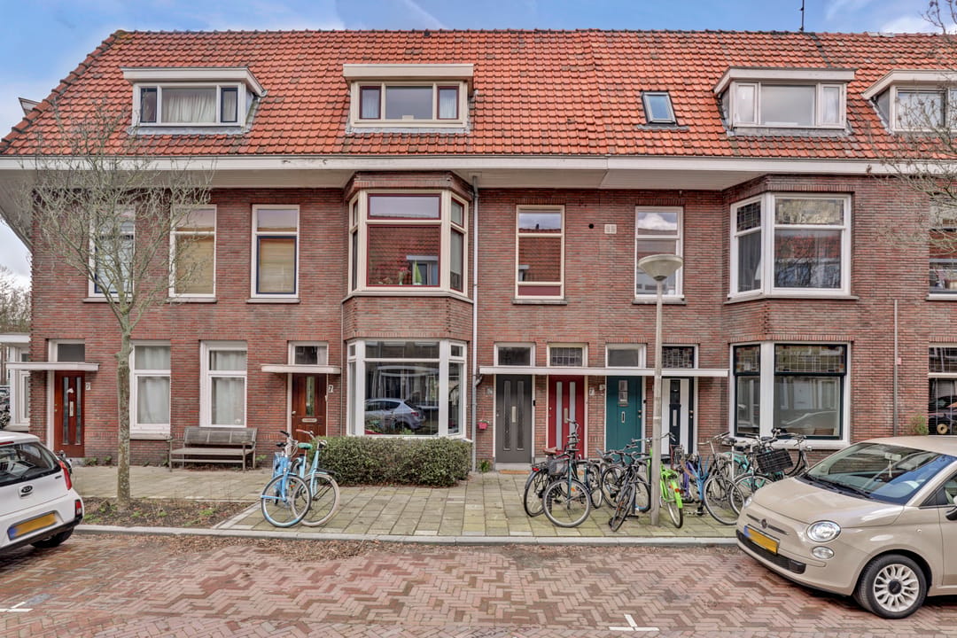 3-Kamer Benedenwoning met Zonnige Westelijke Tuin in Populaire Hof van Delft