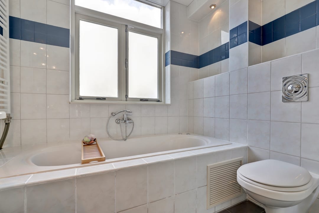 3-Room Ground Floor Apartment with Sunny West-Facing Garden in Popular Hof van Delft — 28