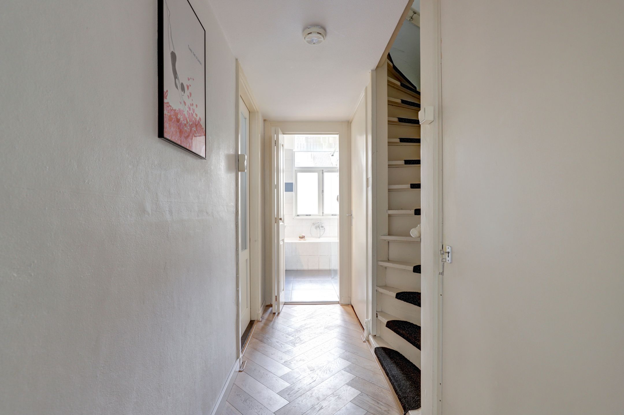 3-Room Ground Floor Apartment with Sunny West-Facing Garden in Popular Hof van Delft — 30