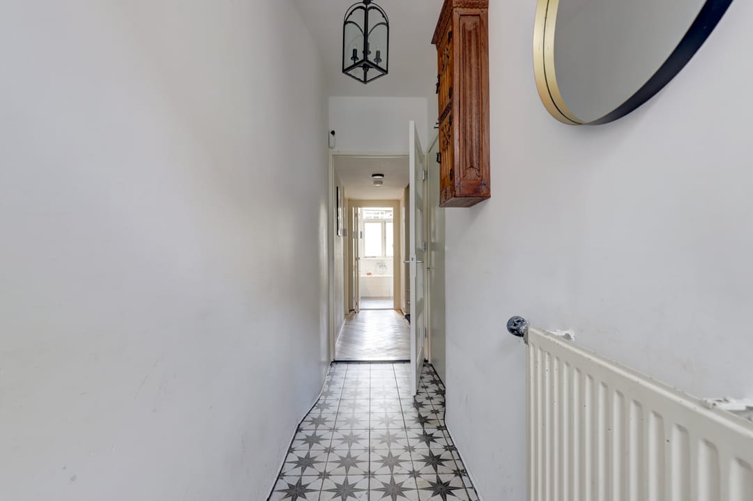 3-Room Ground Floor Apartment with Sunny West-Facing Garden in Popular Hof van Delft — 32