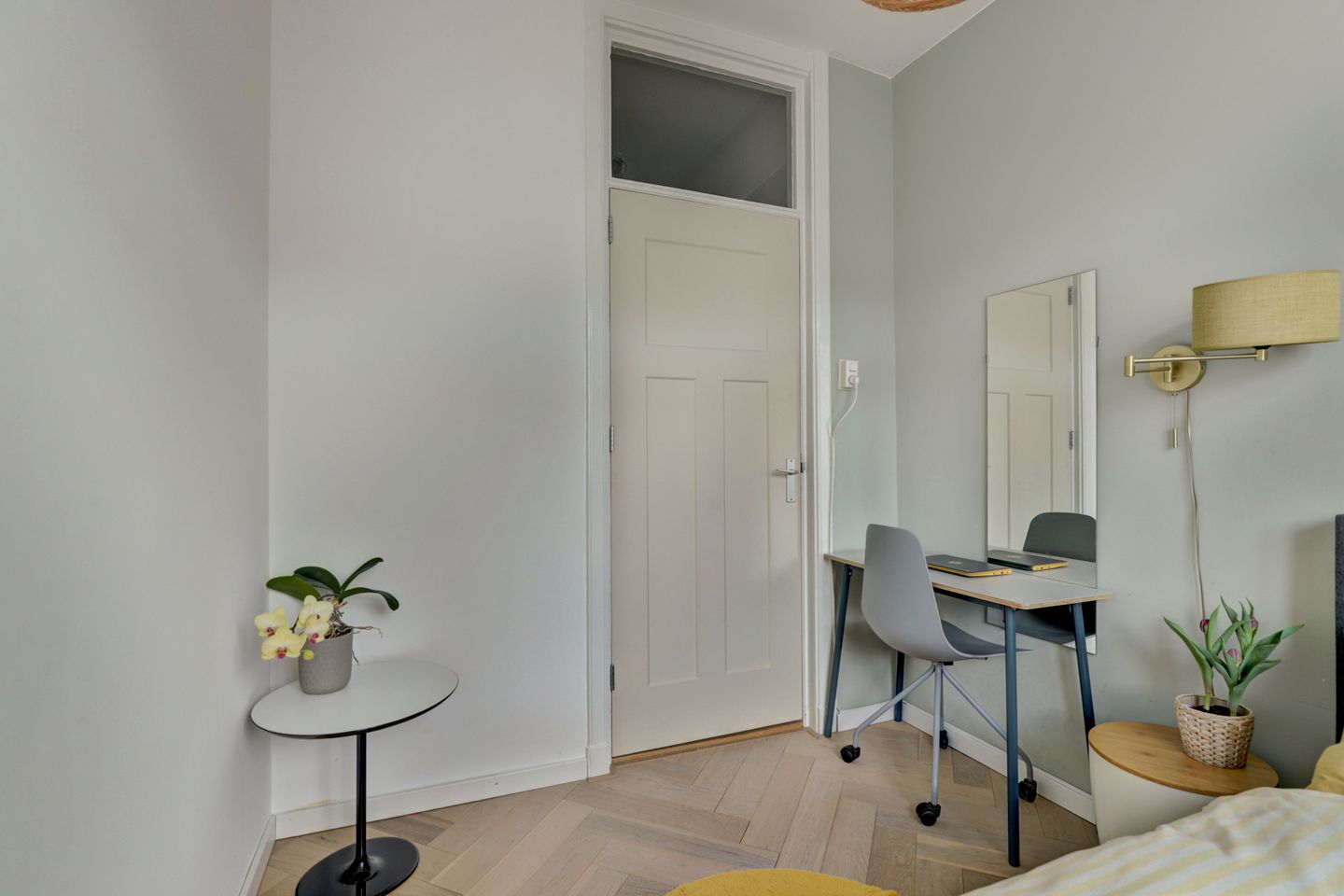 3-Room Ground Floor Apartment with Sunny West-Facing Garden in Popular Hof van Delft — 35