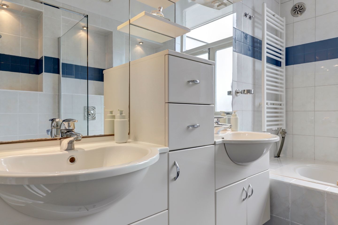3-Room Ground Floor Apartment with Sunny West-Facing Garden in Popular Hof van Delft — 29