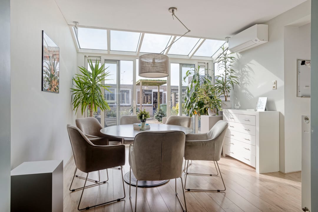 Photo 11 of Torenstraat 45