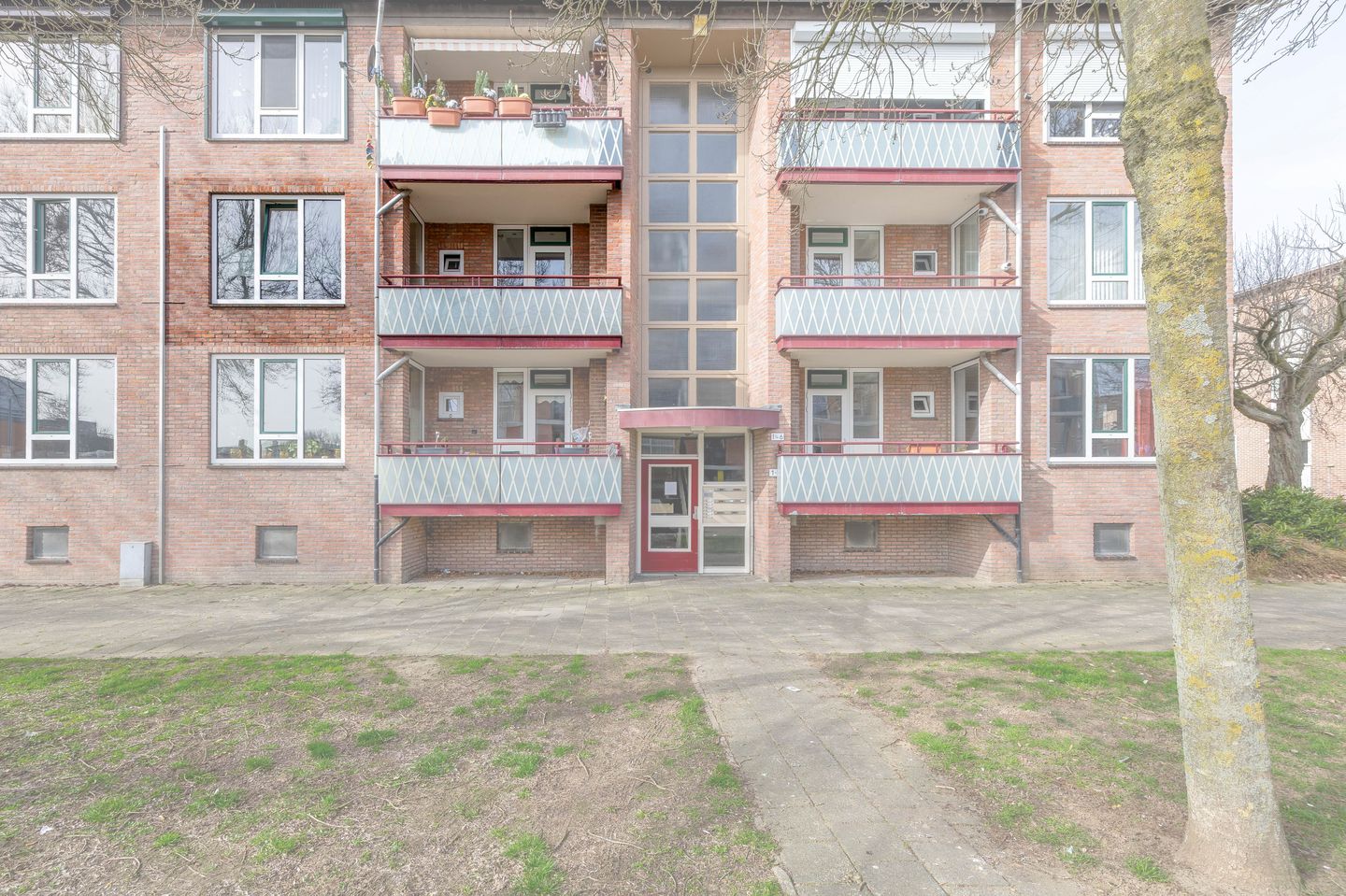 Foto 4 van Staringstraat 4