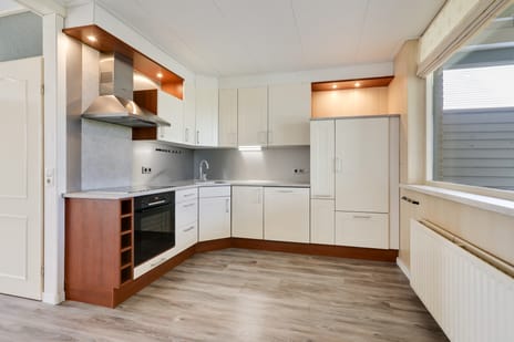 Eg 2 secondary image