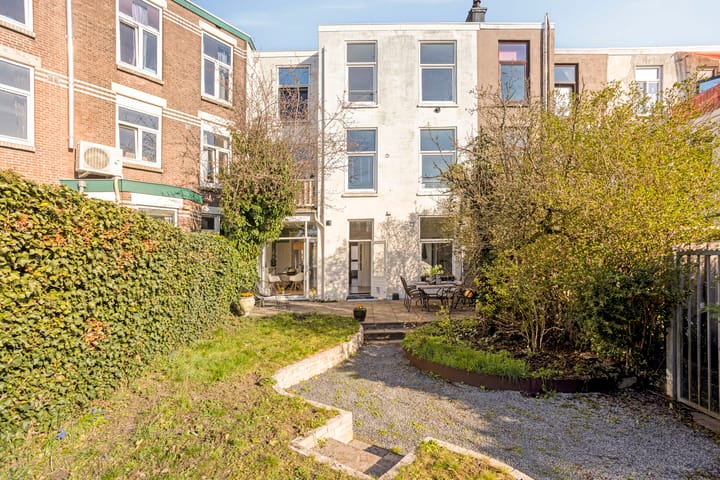 Photo 3 of Willemsweg 10