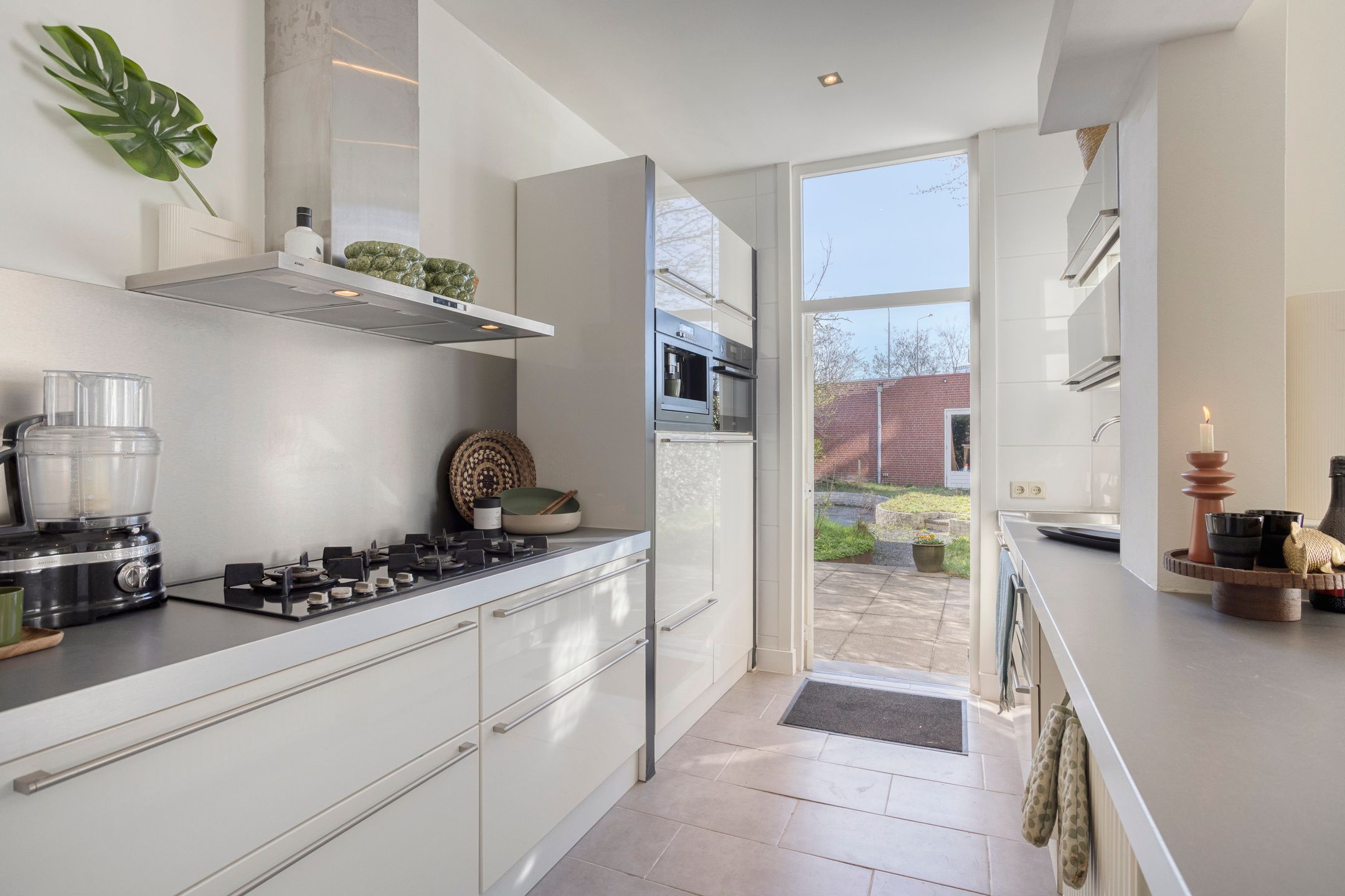 Foto 12 van Willemsweg 10