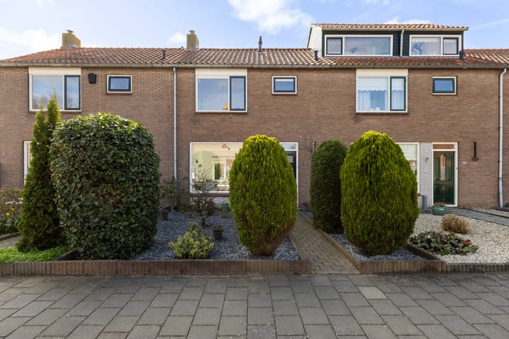 Photo 2 of Coorndijkstraat 18