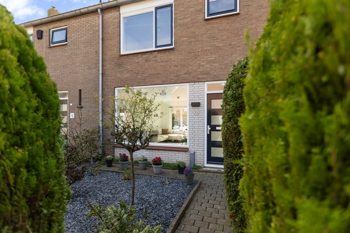 Photo 3 of Coorndijkstraat 18