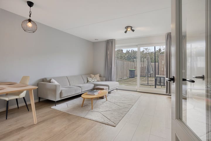 Foto 3 van Egbert Dekkershof 12