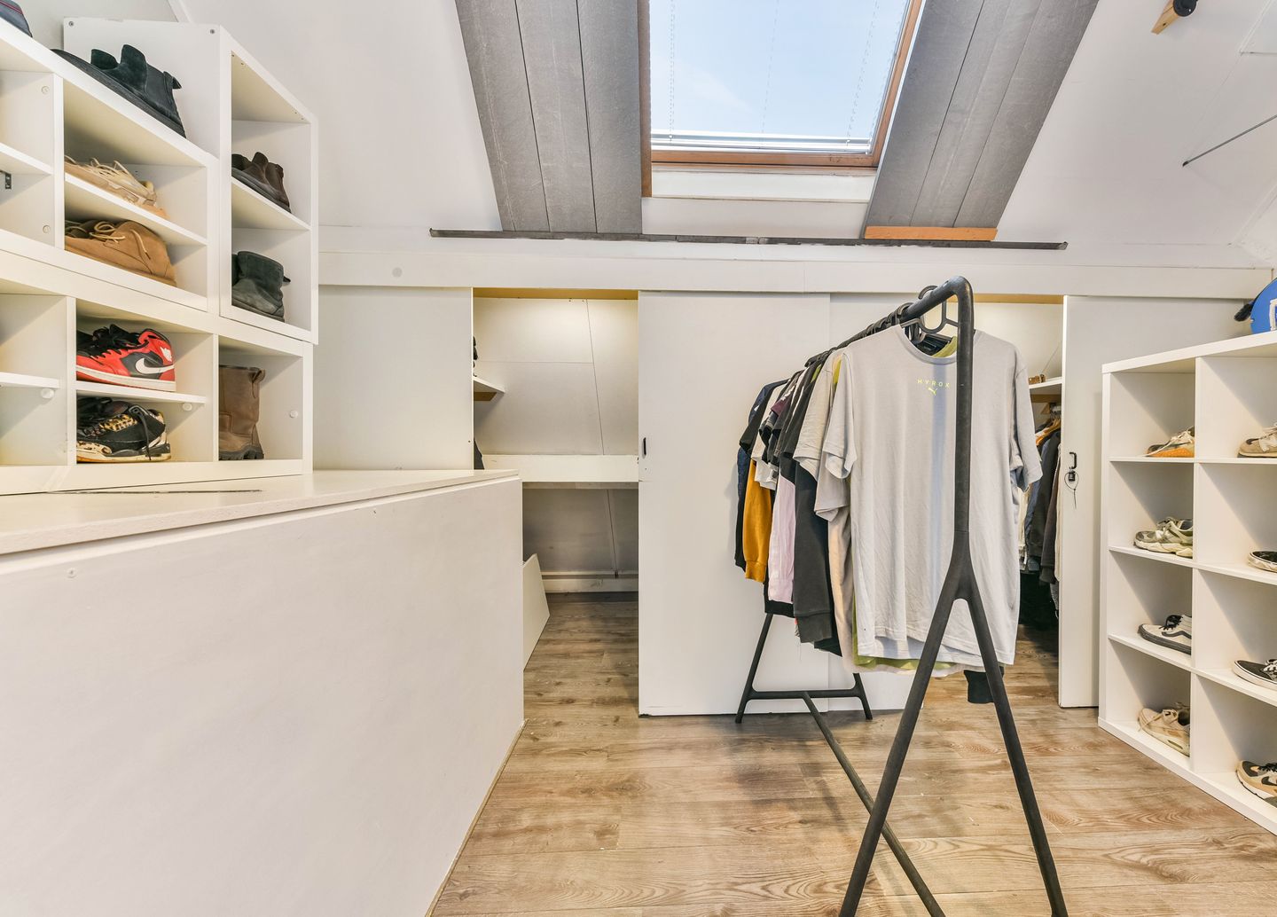 Photo 29 of Straat van Corsica 102