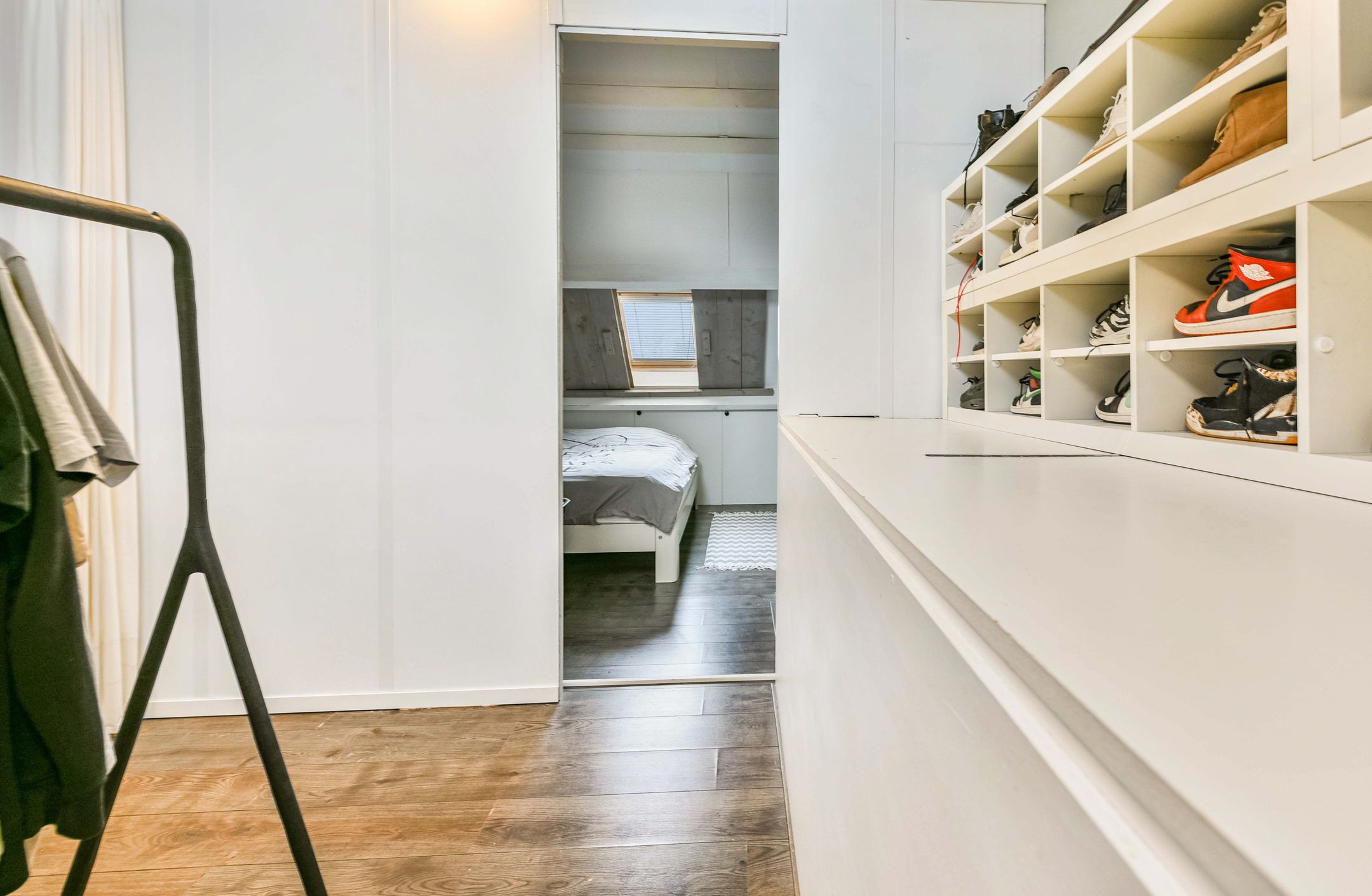 Photo 30 of Straat van Corsica 102