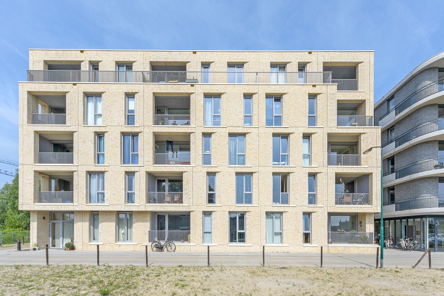 Foto 14 van Tussenbusstraat 230