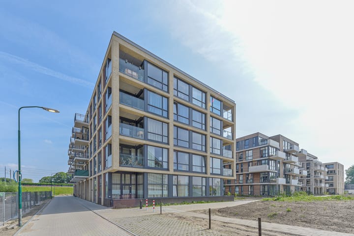 Foto 4 van Tussenbusstraat 230