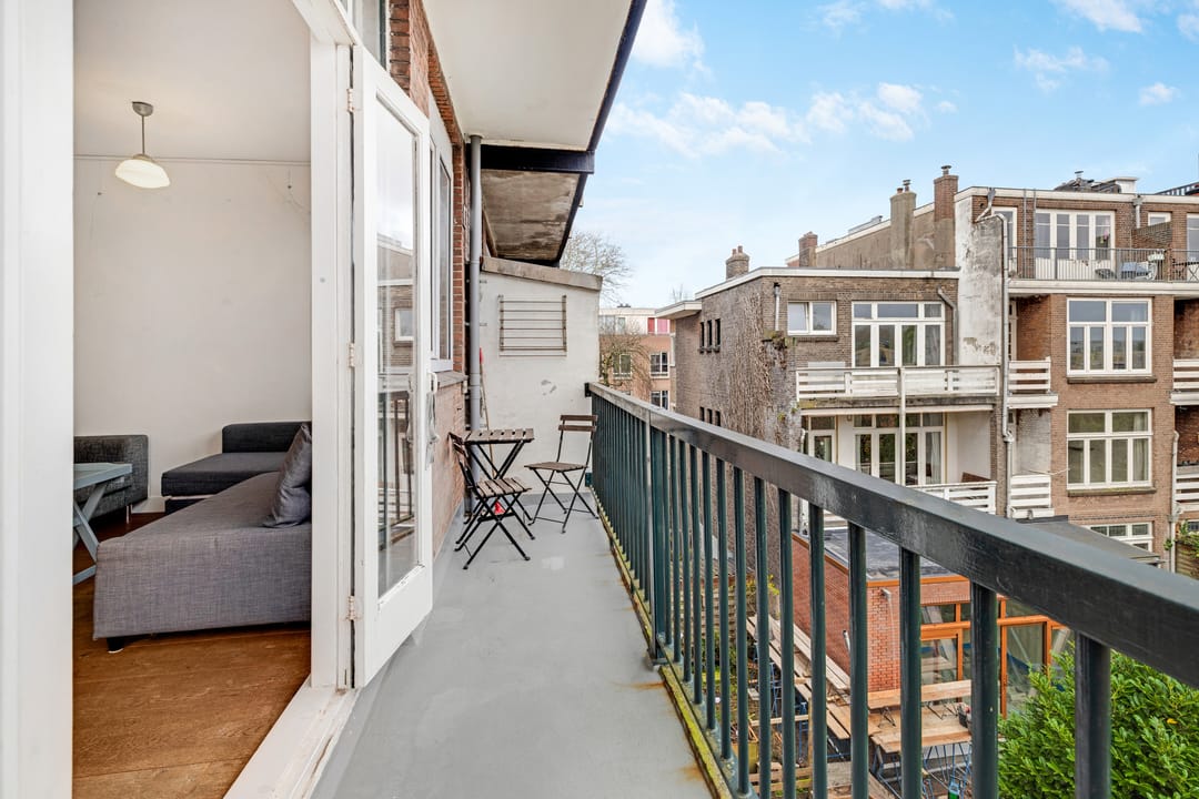 Light apartment with balcony and free view in Kralingen — 13