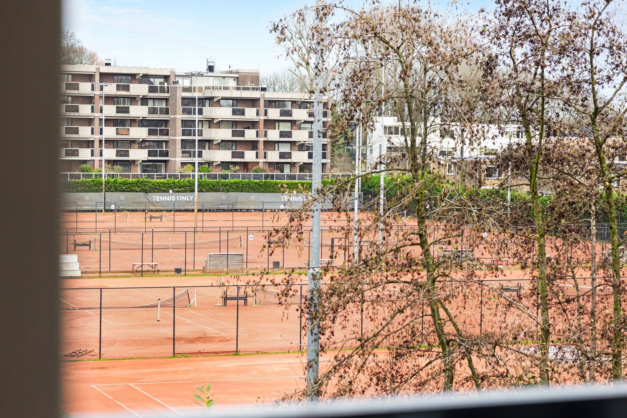Light apartment with balcony and free view in Kralingen — 15