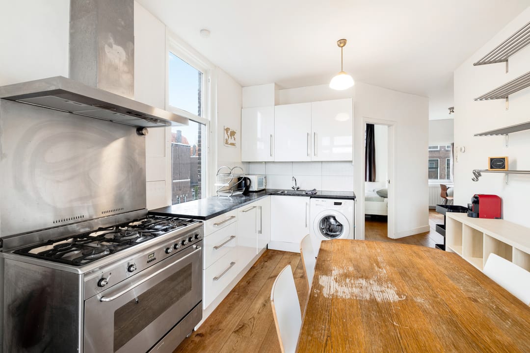 Light apartment with balcony and free view in Kralingen — 16