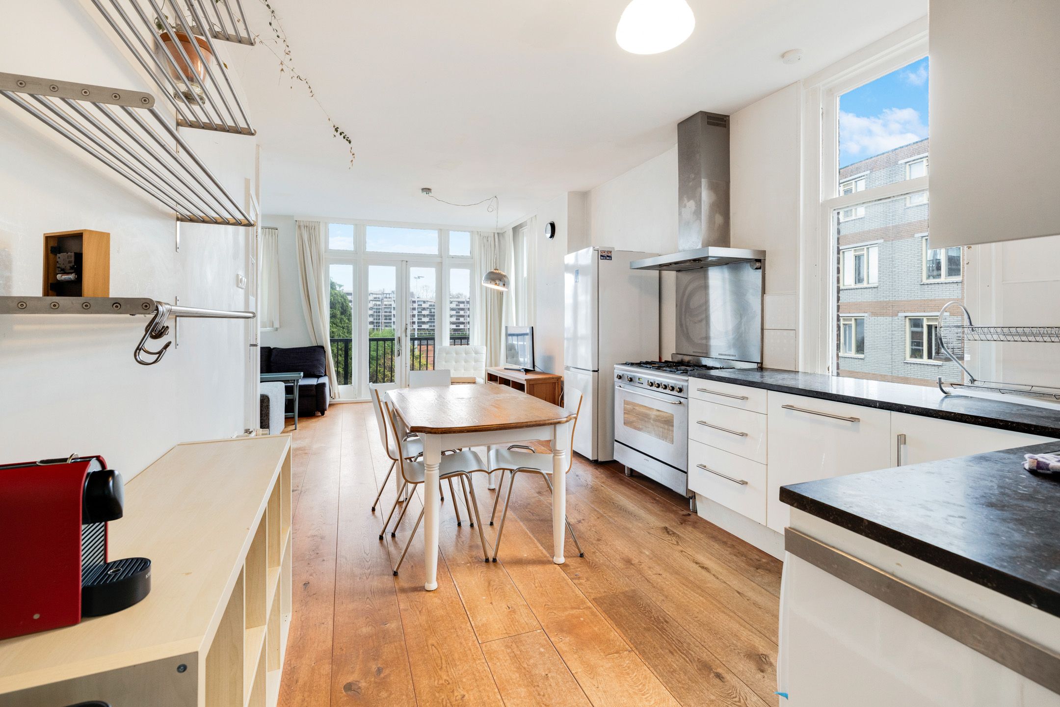 Light apartment with balcony and free view in Kralingen — 18