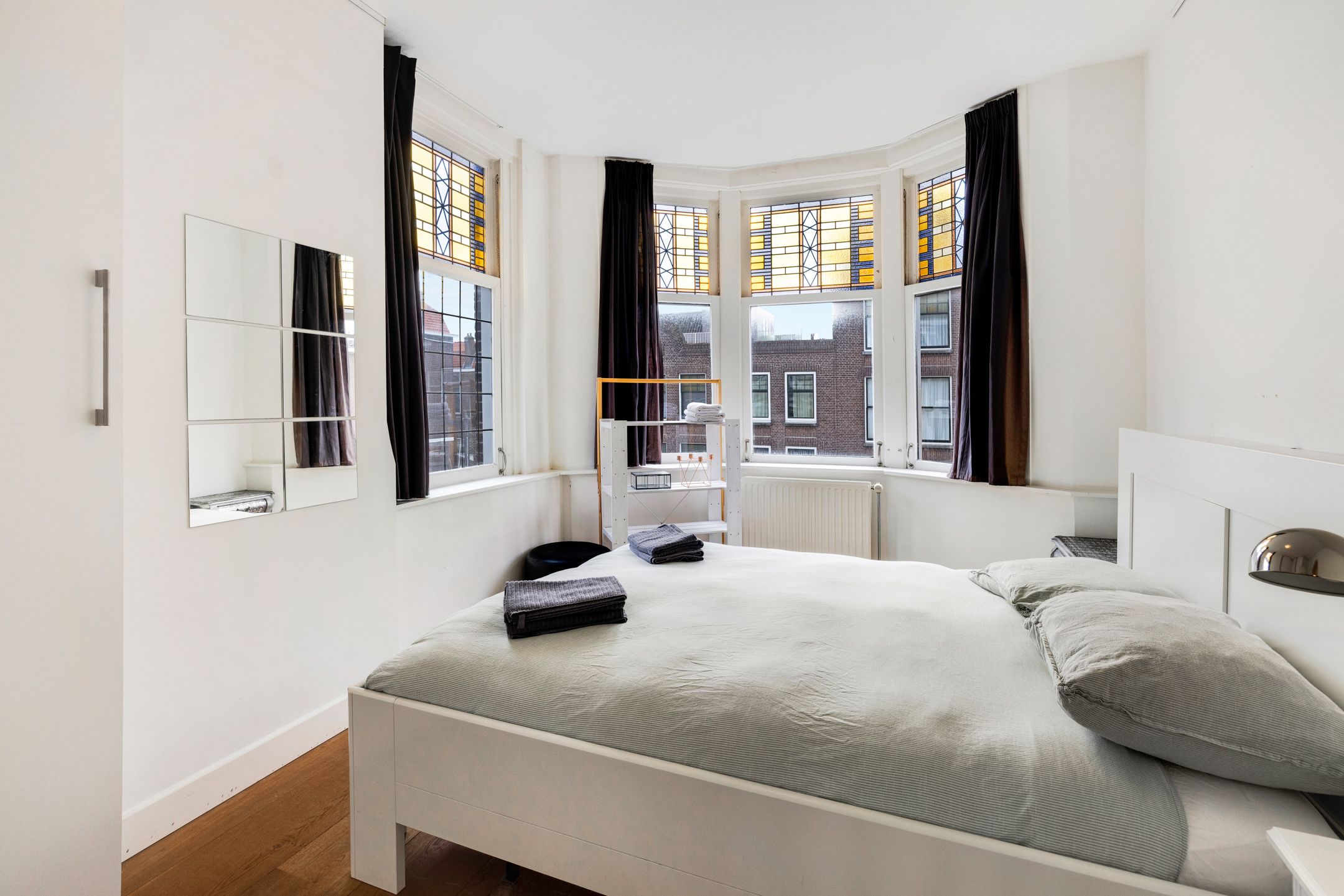 Light apartment with balcony and free view in Kralingen — 21