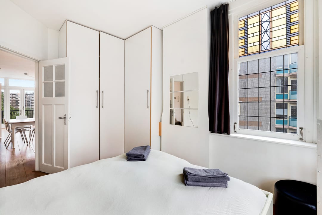 Light apartment with balcony and free view in Kralingen — 22