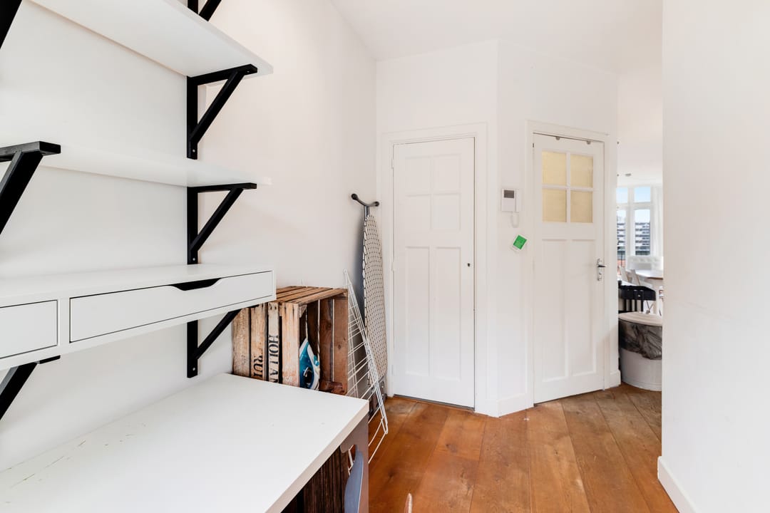 Light apartment with balcony and free view in Kralingen — 30