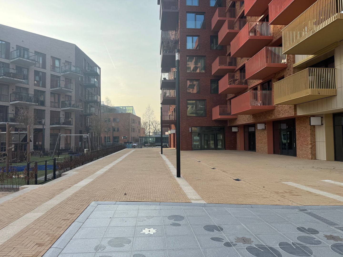 Bekijk foto 4 van Onderwijsboulevard 734