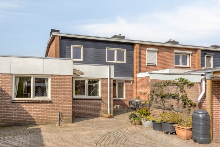 Photo 2 of Irenestraat 15