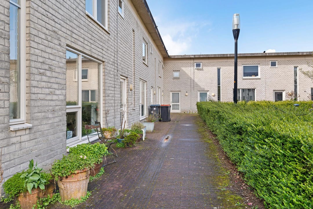 Foto 2 van Bernard Zweershof 9