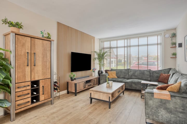 Photo 2 of Schutterstraat 11