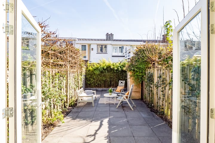 Foto 3 van Grave van Solmsstraat 31