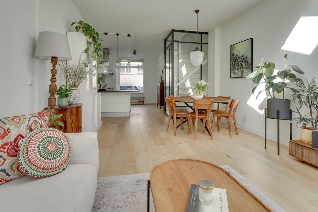 Charming Renovated Family Home with Garden and Two Bathrooms in Tuinwijk-West — 14