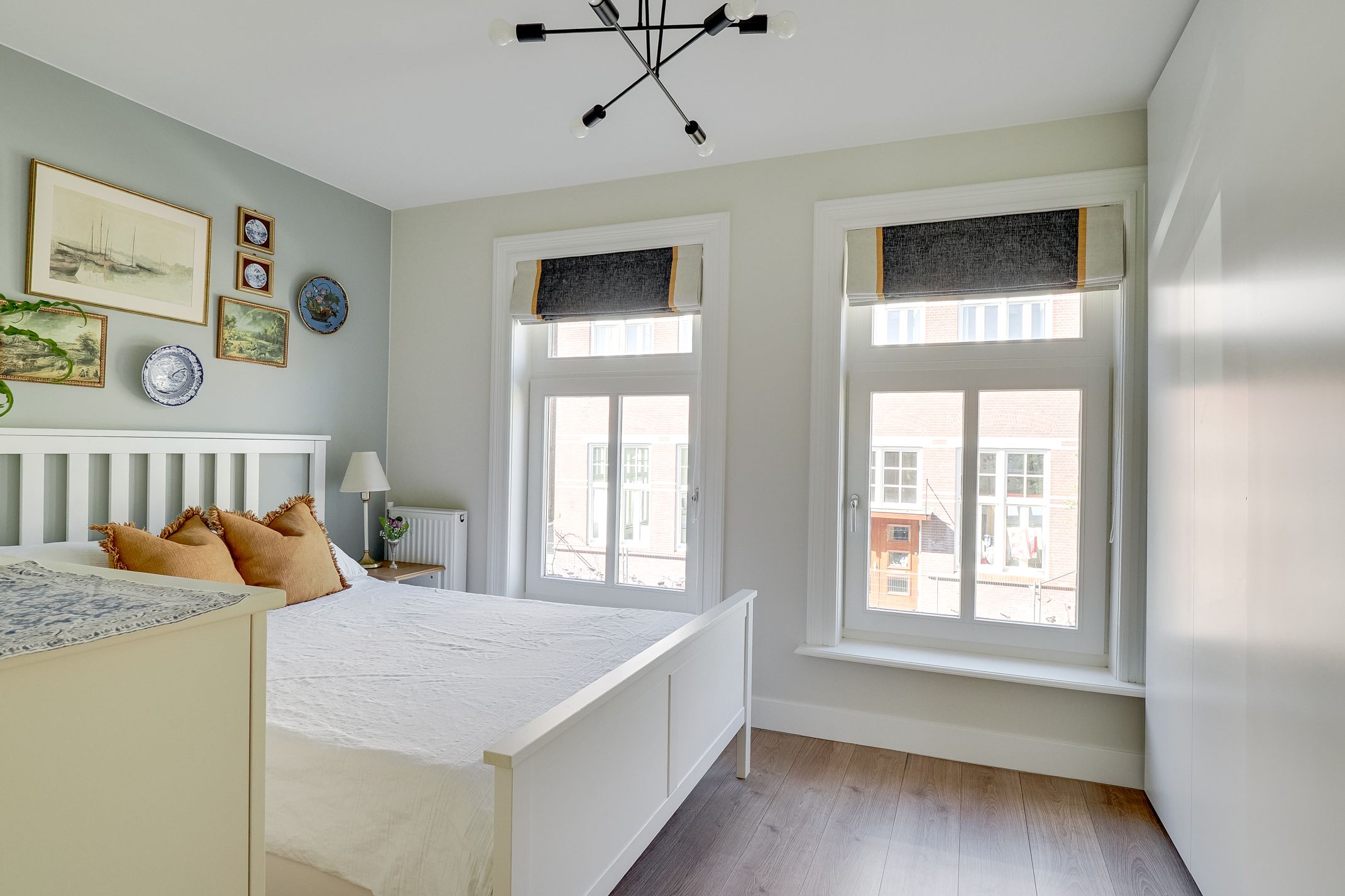 Charming Renovated Family Home with Garden and Two Bathrooms in Tuinwijk-West — 19