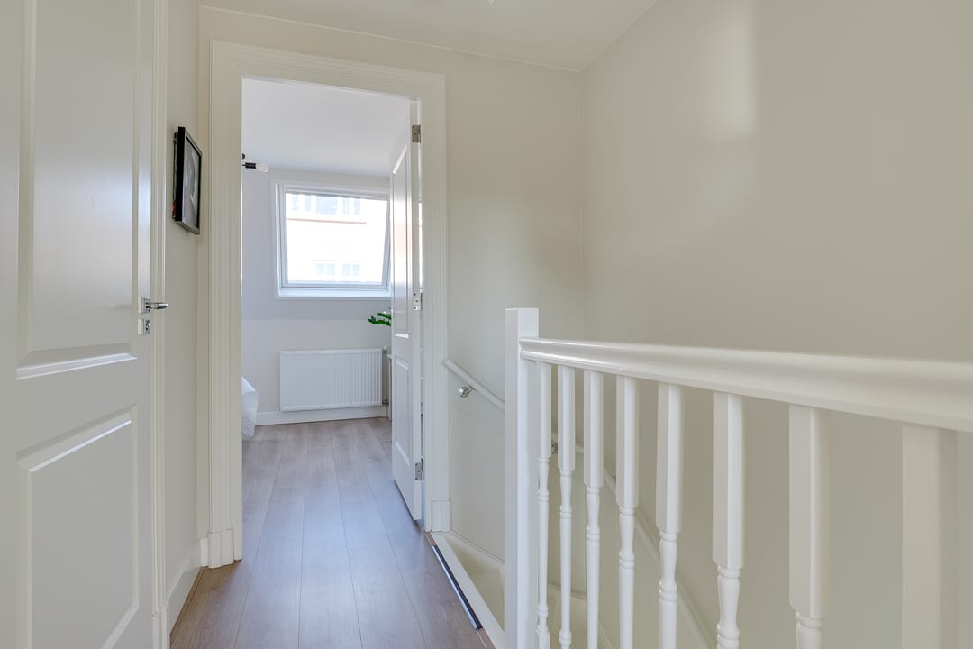 Charming Renovated Family Home with Garden and Two Bathrooms in Tuinwijk-West — 29
