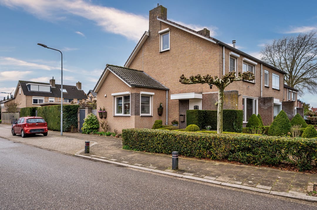 Foto 77 van Pastoor Baltesenstraat 1