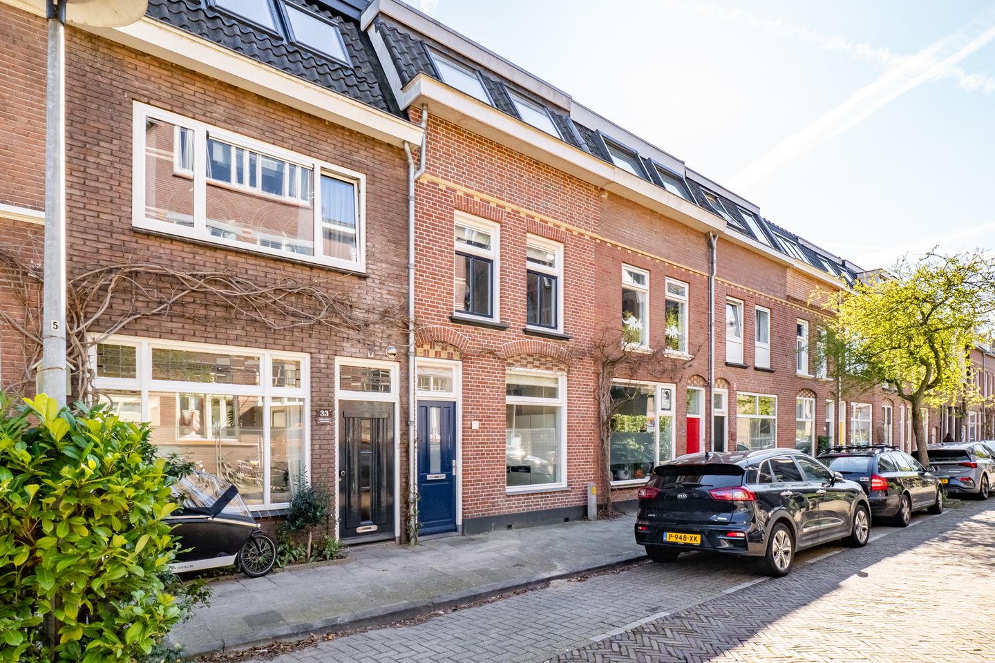 Charming Renovated Family Home with Garden and Two Bathrooms in Tuinwijk-West — 47