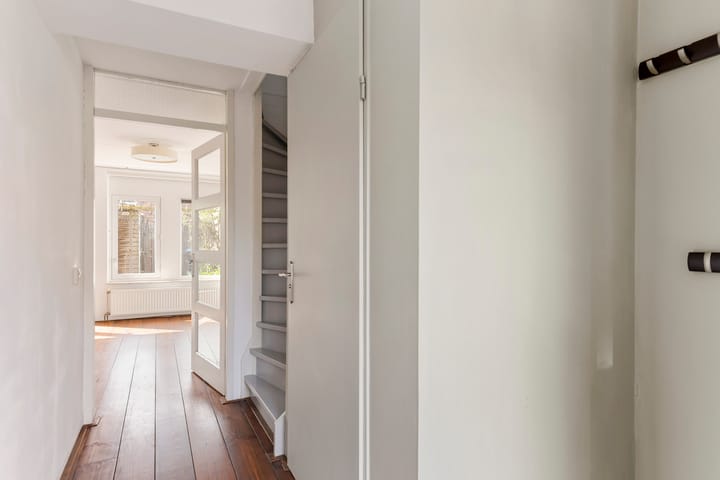 Photo 4 of Kazernestraat 5