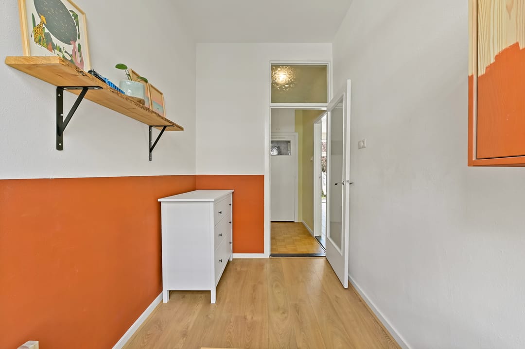 Charming ground-floor apartment with southwest-facing garden in Bezuidenhout — 15