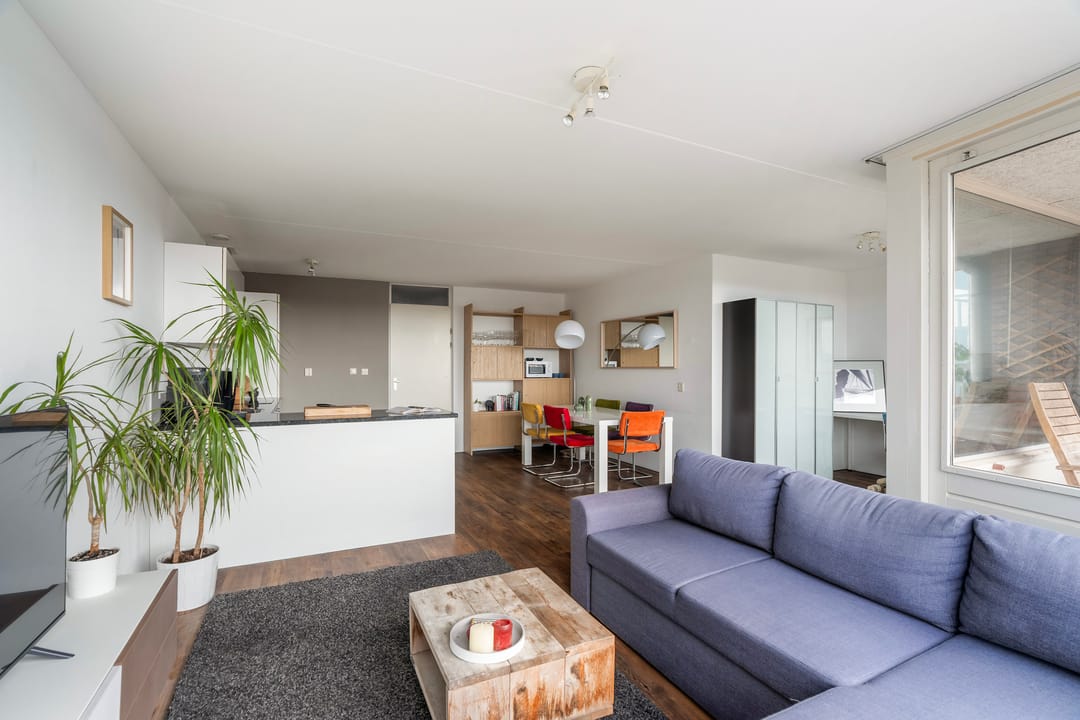 Photo 16 of Voorburgstraat 296