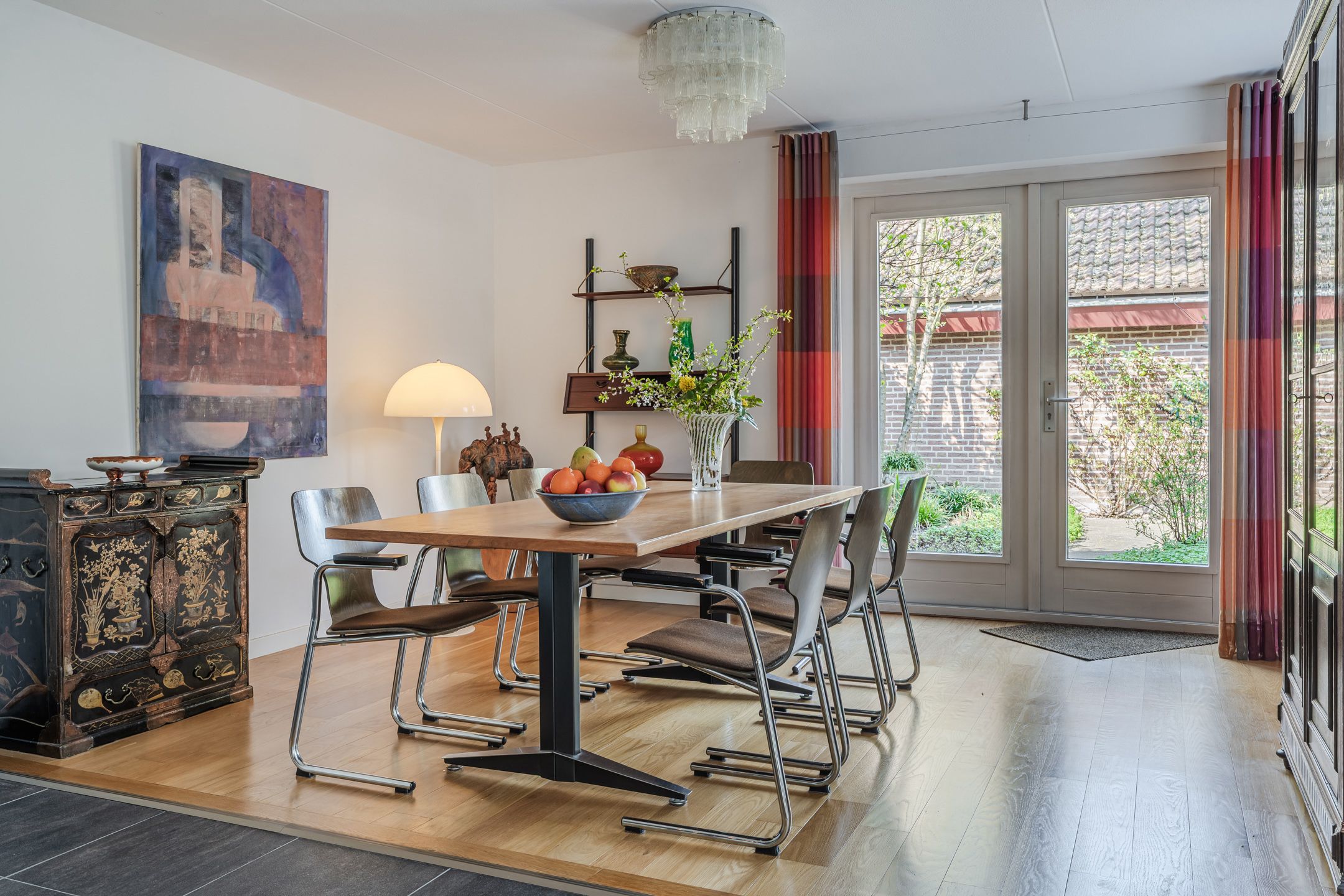 Spacious family home with garden in Park Jonkerbosch — 18