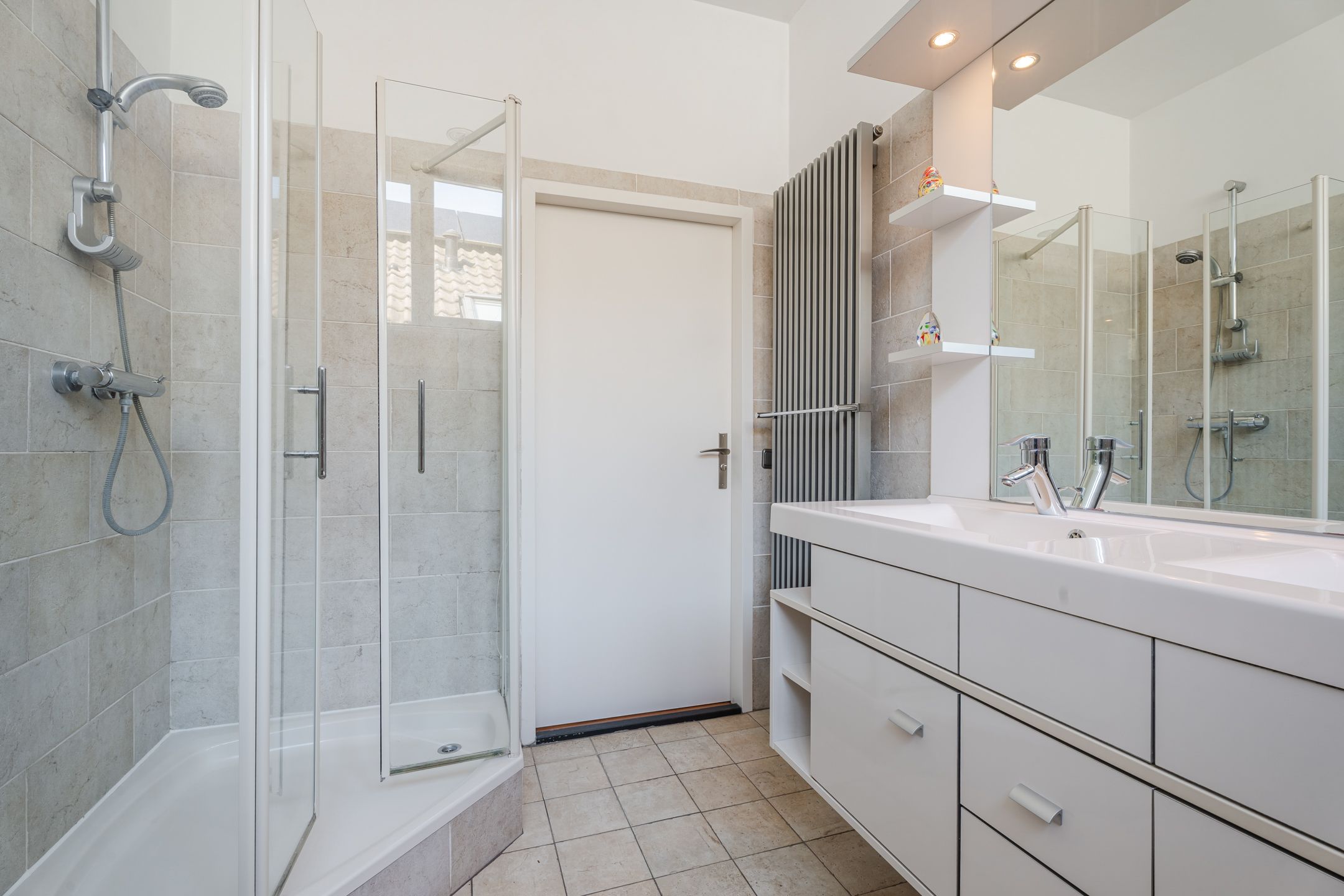 Spacious family home with garden in Park Jonkerbosch — 28