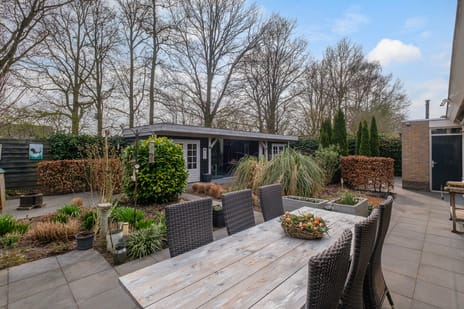 De Huifkar 15 secondary image