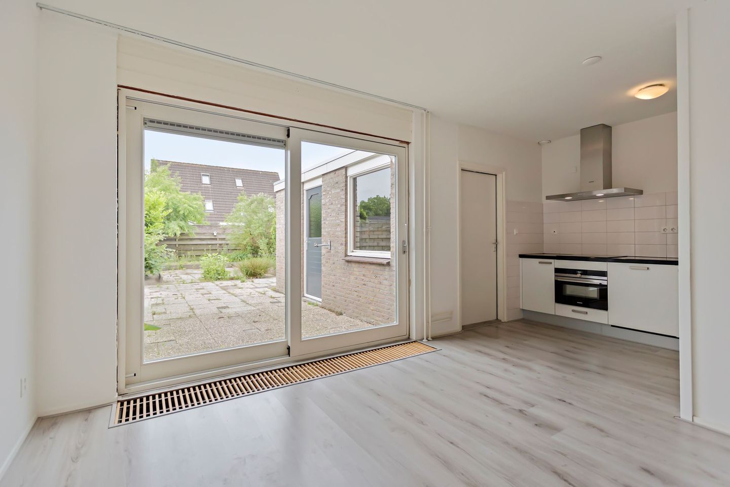 Foto 5 van Lange Maat 145