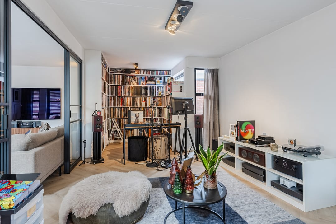 Foto 16 van Ossendrechtstraat 29